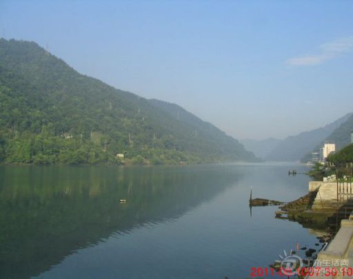 Ƭ 022.jpg
