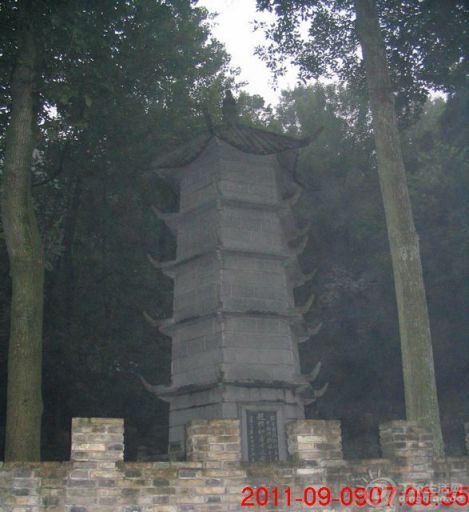 Ƭ 034.jpg