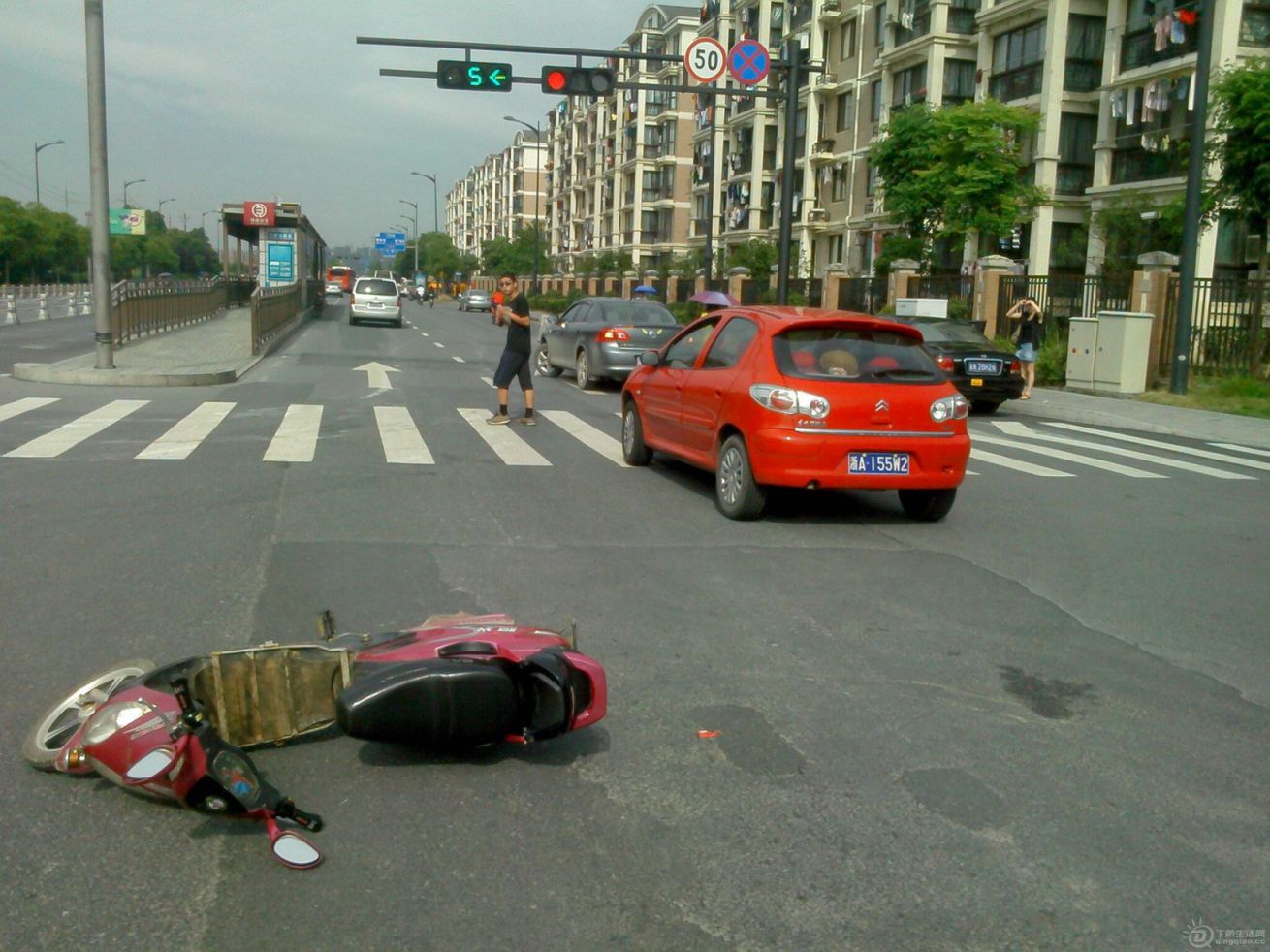 IMG0625082000.jpg